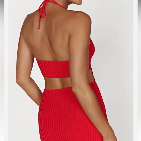 Meshki Ribbed Halter Midi Dress ✨ - Picture 5 of 5